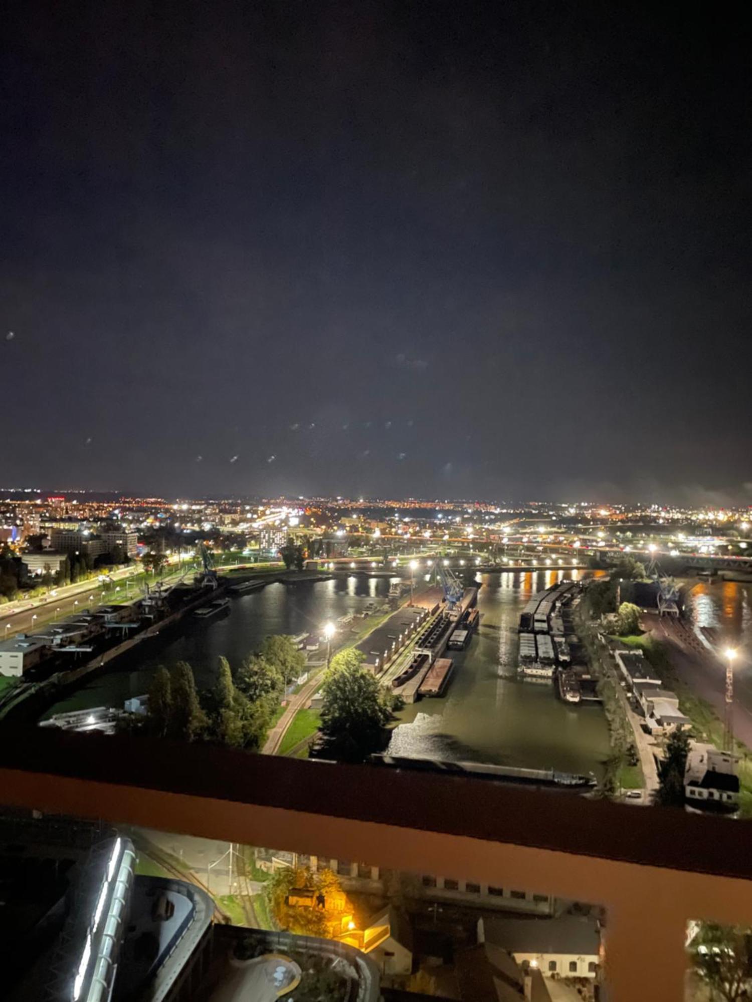 Eurovea Tower - Unikat Na Dunaji Pozsony